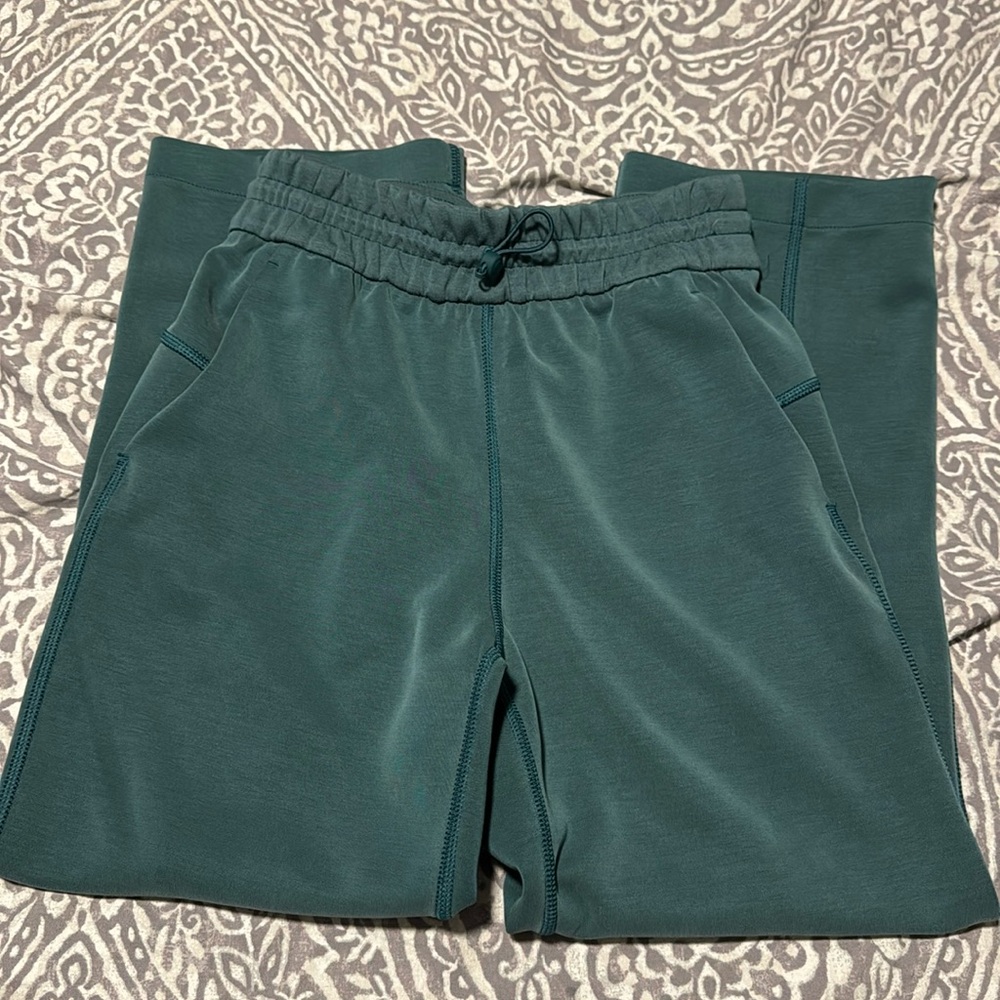 Lululemon softstreme pants